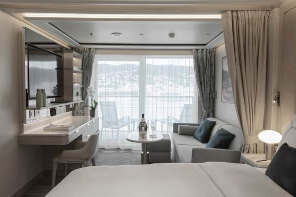 Silversea Silver Nova - Superior Veranda Suite, ©Silversea Cruises Ltd.jpg